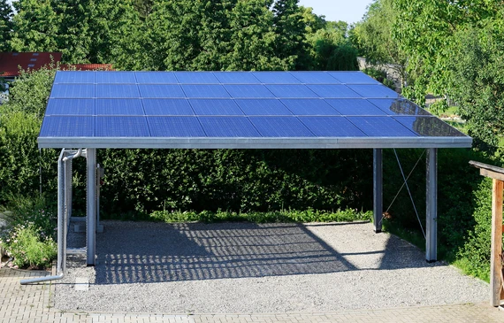 Parking à voûte solaire